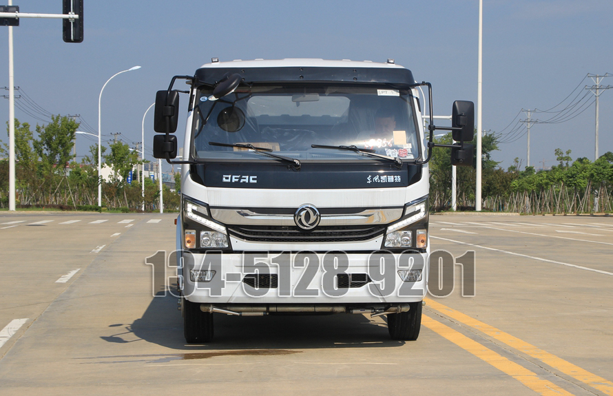 國(guó)六東風9噸噴霧灑水車