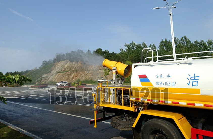 東風天錦12噸噴霧灑水車霧炮噴灑圖片