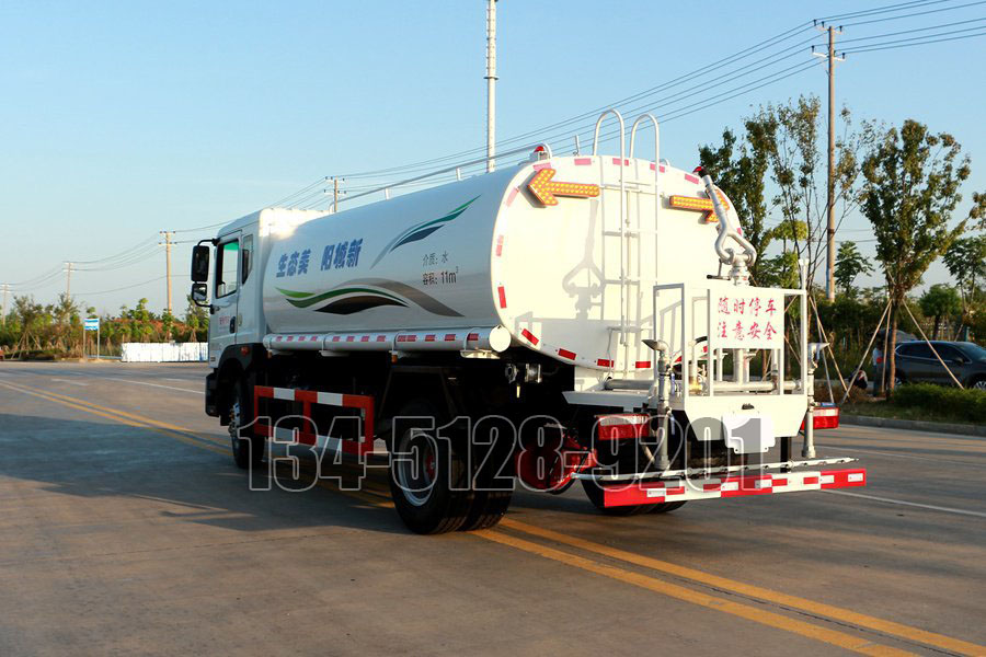 東風D9 14噸灑水車