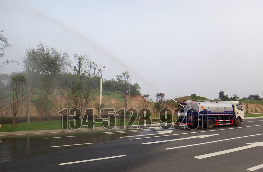 福田康瑞5噸灑水車綠化高炮圖片