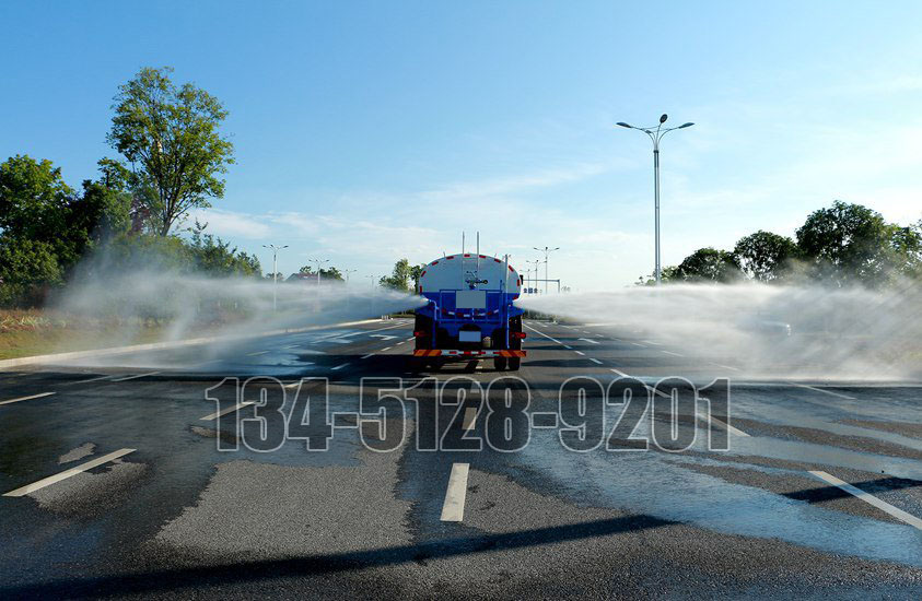 陝汽軒德12噸灑水車側噴展示圖片