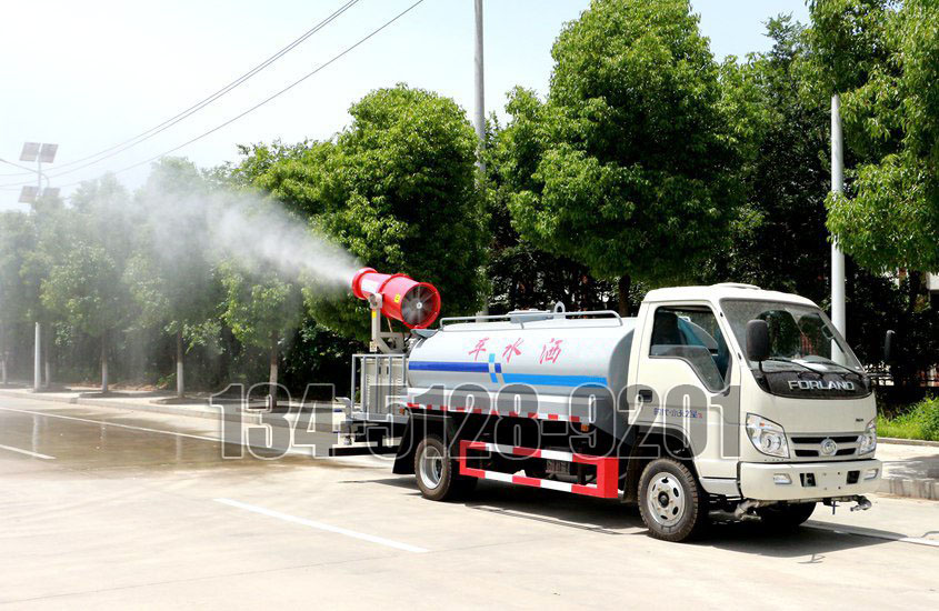 福田4噸霧炮灑水車霧炮噴灑圖片