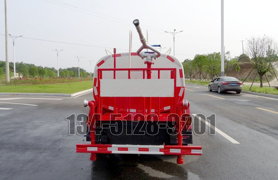 福田時代3噸灑水車