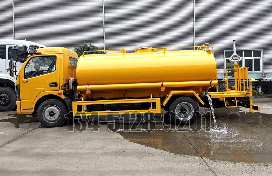 東風凱普特9噸灑水車