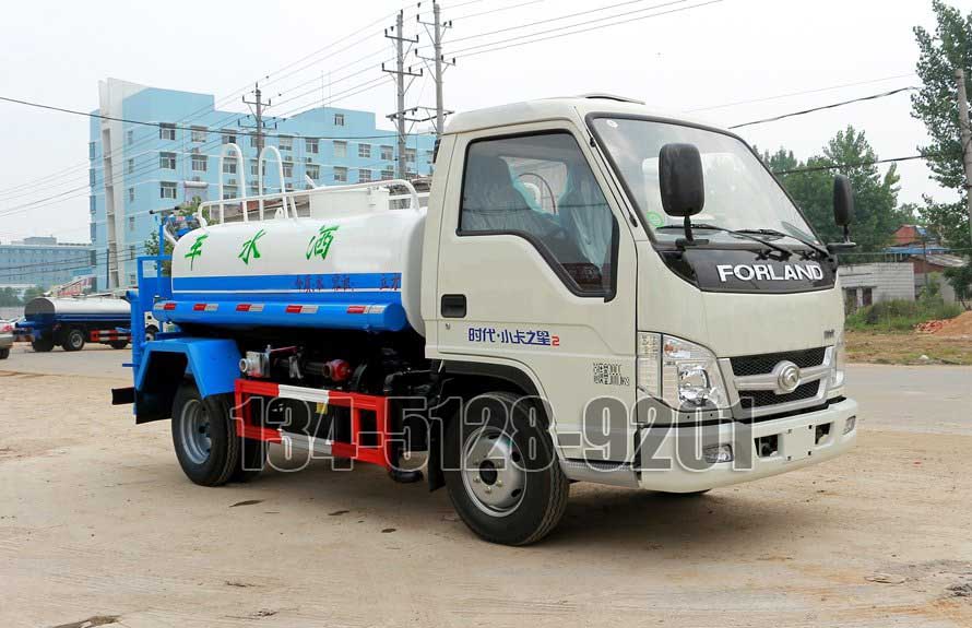 福田2噸藍牌灑水車