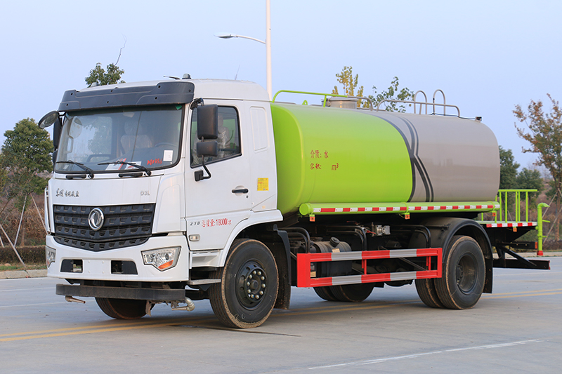 國(guó)六東風D3L 12方 灑水車