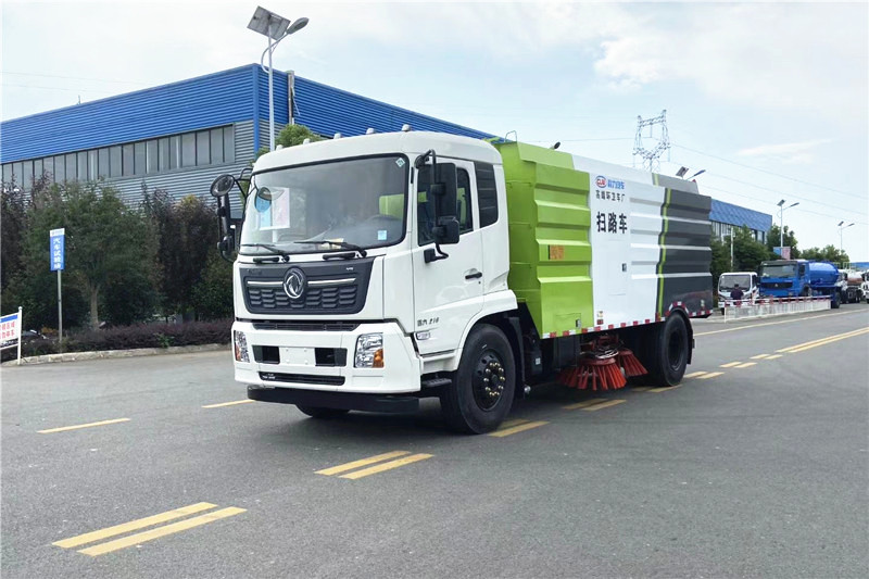 國(guó)六東風天錦12方 掃路車