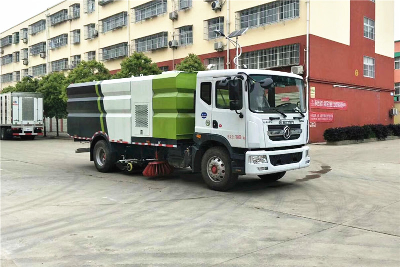 國(guó)六東風D9 16方 洗掃車