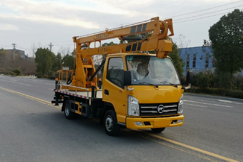 凱馬藍牌13.5米折臂式高空作業車